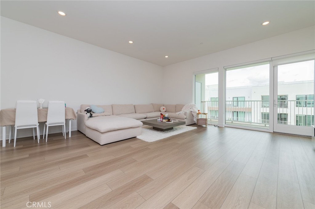 2708 Rivington Irvine, CA 92612 - Photo 2 of 27