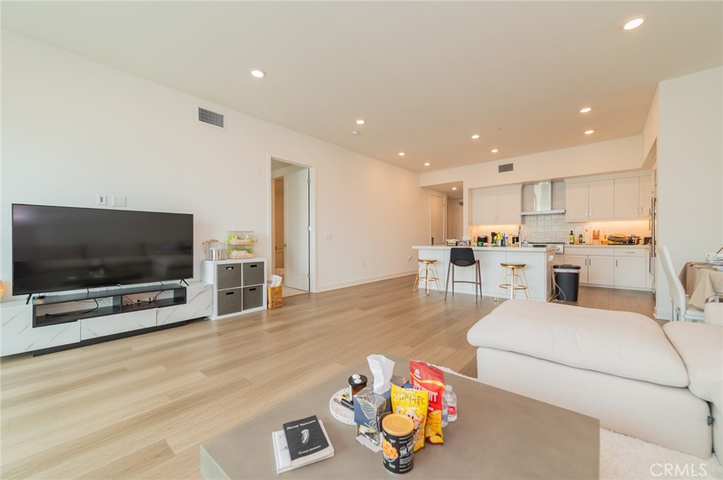 2708 Rivington Irvine, CA 92612 - Photo 4 of 27