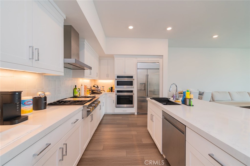 2708 Rivington Irvine, CA 92612 - Photo 7 of 27