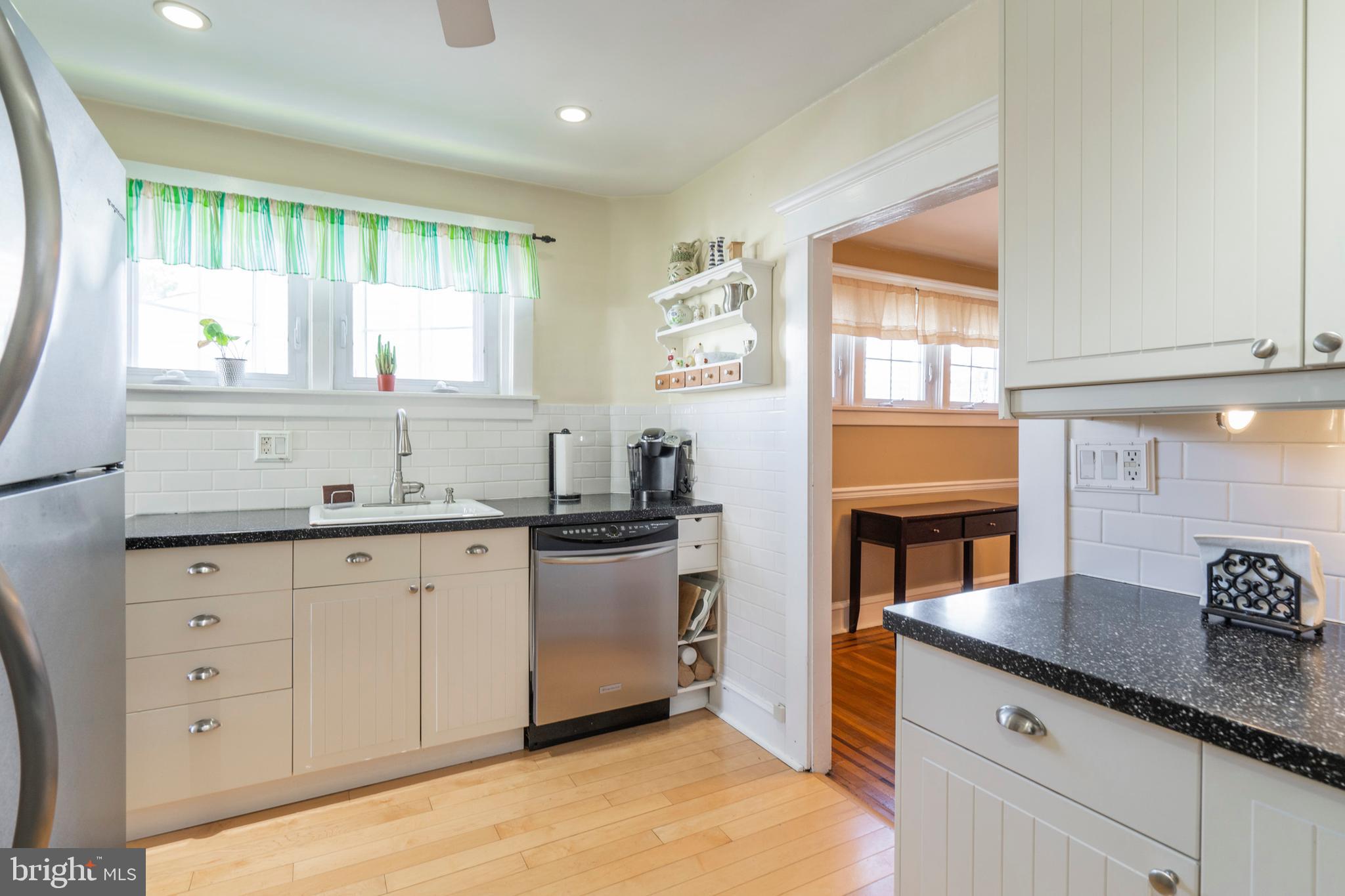 111 Upland Road Havertown, PA 19083 - Photo 15 of 41