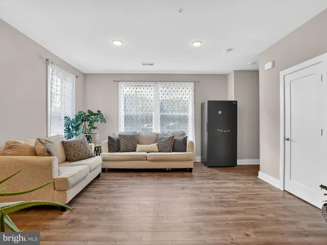 $625,000 | 55 Silverway Drive, Unit 48, Herndon, VA 20170