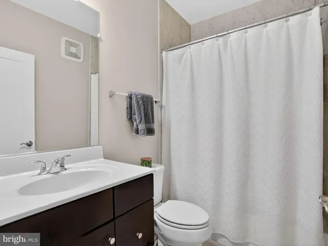 $625,000 | 55 Silverway Drive, Unit 48, Herndon, VA 20170