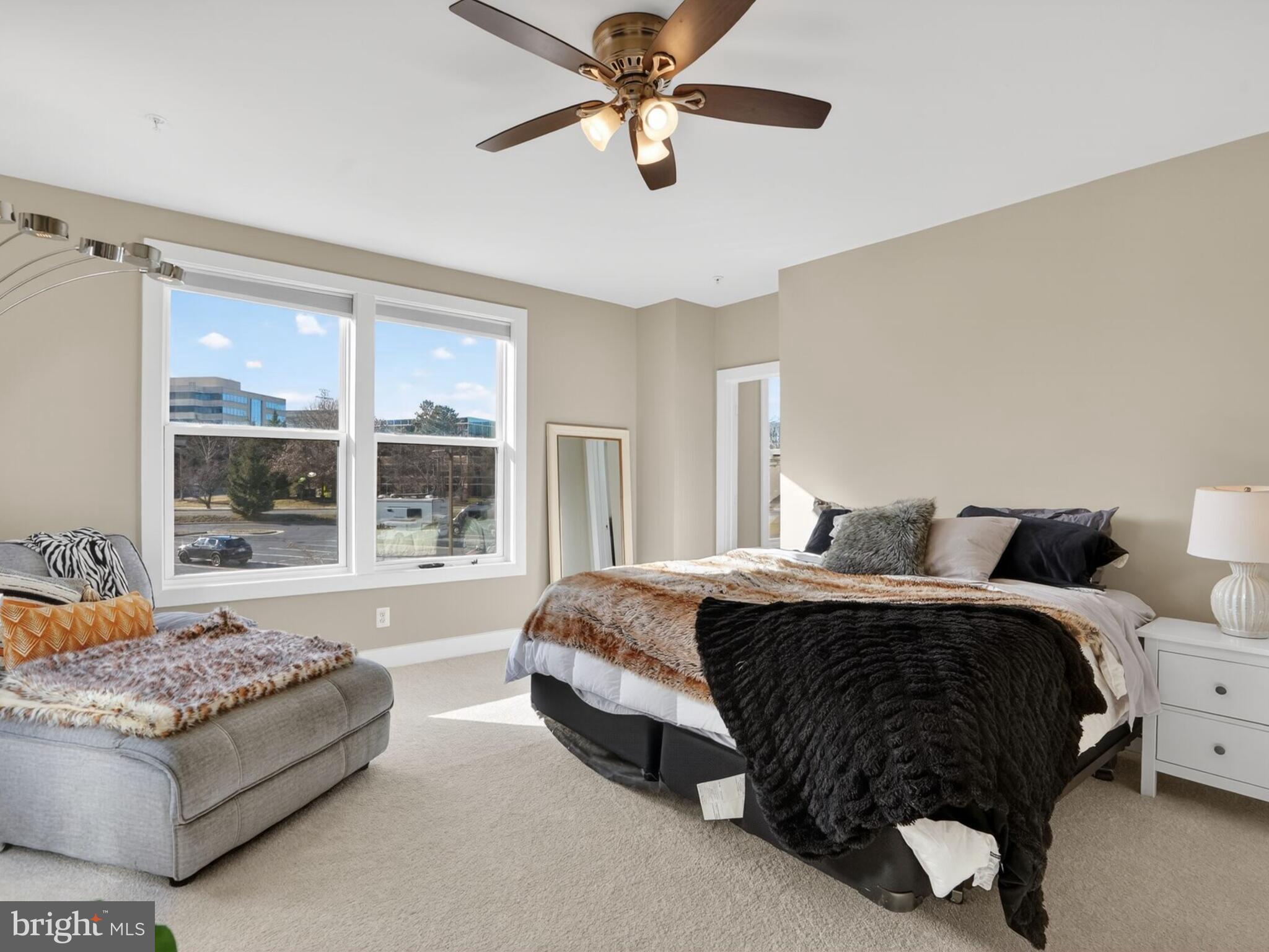 55 Silverway Drive, Unit 48 Herndon, VA 20170 - Photo 21 of 31