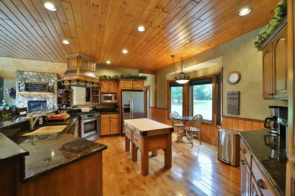 $999,900 | 11212 Leewood Lane, East Gull Lake, MN 56401