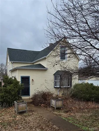 $269,900 | 811 North Main Street, Columbia, IL 62236