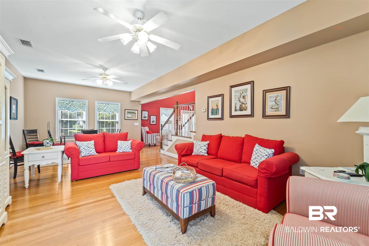 16601 Honey Road Summerdale, AL 36580 - Photo 6 of 33 Welcoming Living Room