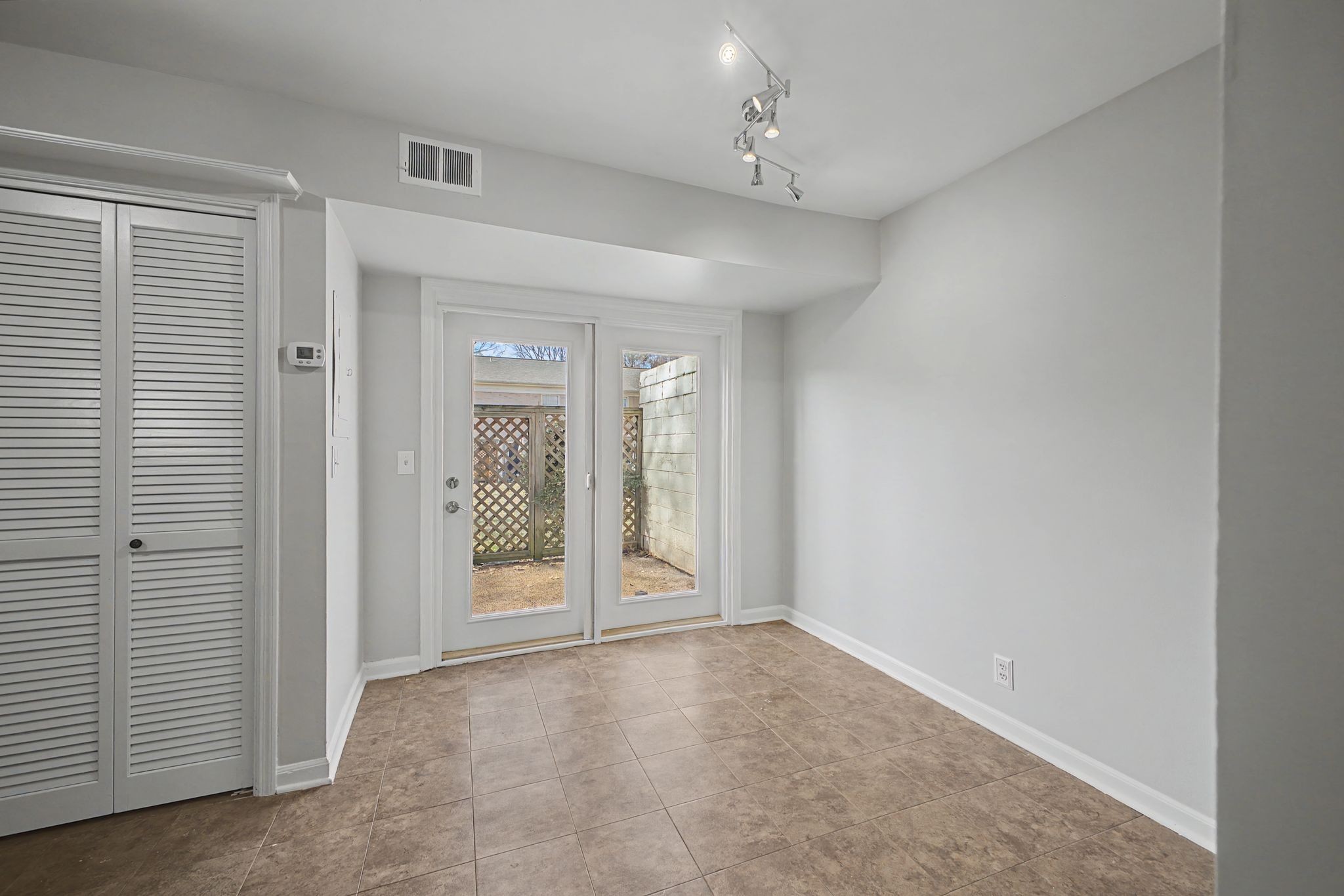1011 Murfreesboro Road, Unit K4 Franklin, TN 37064 - Photo 12 of 21 Gallery Image 12