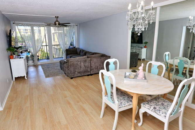 3 Royal Palm Way, Unit 306 Boca Raton, FL 33432 - Photo 11 of 43 Dining Room Living Room