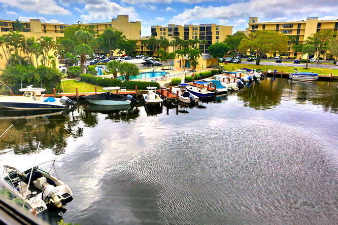 3 Royal Palm Way, Unit 306 Boca Raton, FL 33432 - Photo 18 of 43 Master Bedroom View