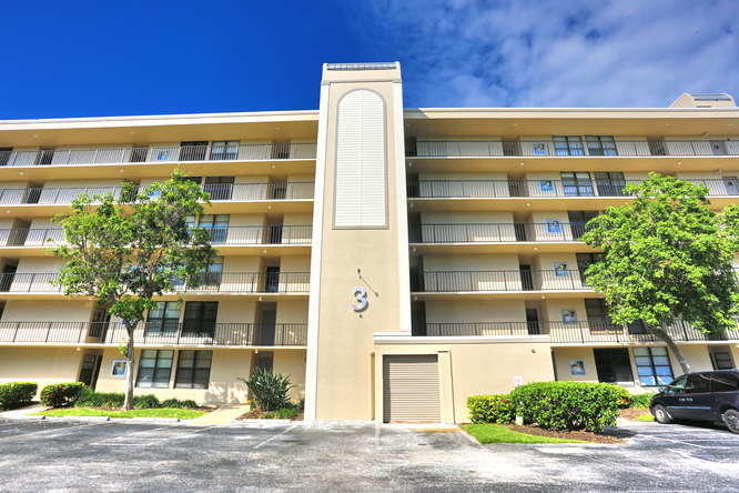 3 Royal Palm Way, Unit 306 Boca Raton, FL 33432 - Photo 2 of 43 Exterior Front