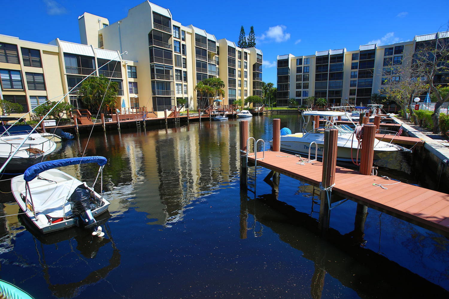 3 Royal Palm Way, Unit 306 Boca Raton, FL 33432 - Photo 29 of 43 3 Royal Palm Way Unit 306 Boca-large-053