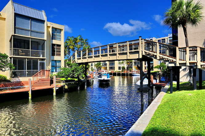 3 Royal Palm Way, Unit 306 Boca Raton, FL 33432 - Photo 33 of 43 Crossover Bridge