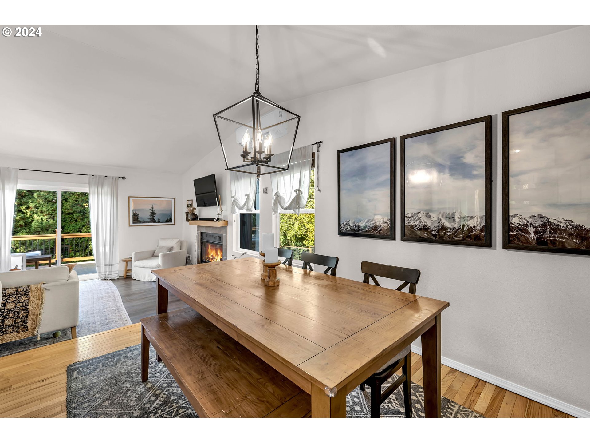 5822 Southwest Multnomah Boulevard Portland, OR 97219 - Photo 10 of 37 Dining Room
