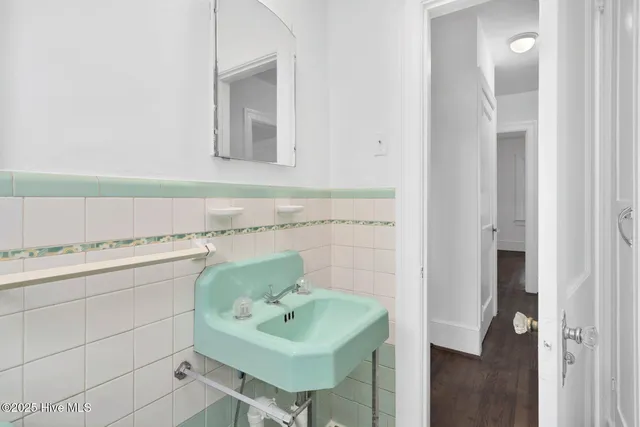 $220,000 | 701 East Nash Street, Spring Hope, NC 27882