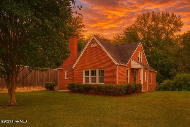 $220,000 | 701 East Nash Street, Spring Hope, NC 27882