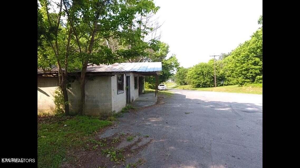 1503 Reliance Road Tellico Plains, TN 37385 - Photo 24 of 54 29