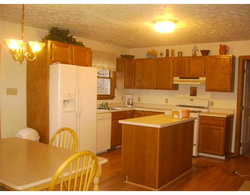 112 October Drive Butler, PA 16002 - Photo 2 of 17 Kitchen.