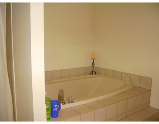 112 October Drive Butler, PA 16002 - Photo 11 of 17 Master Bath/Spa.