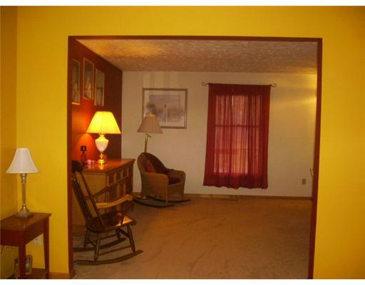 112 October Drive Butler, PA 16002 - Photo 7 of 17 Den/Family/Great Room.