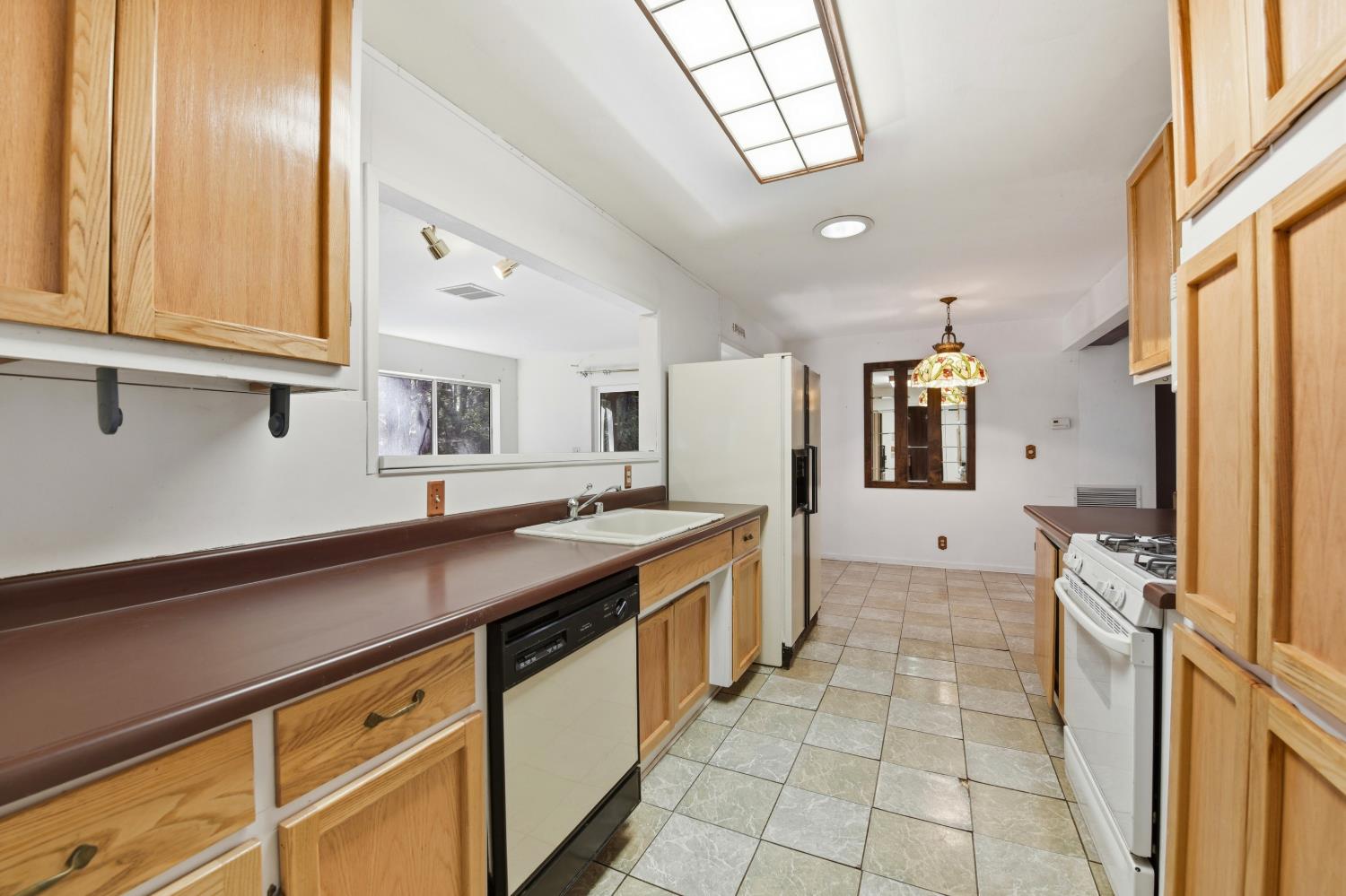 5960 Juarez Road Placerville, CA 95667 - Photo 12 of 40