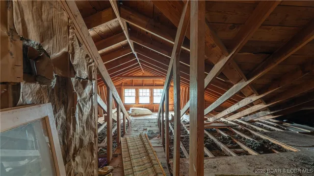 $259,900 | 9 Caulfield Avenue, Camdenton, MO 65020