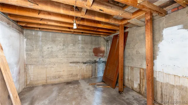 $259,900 | 9 Caulfield Avenue, Camdenton, MO 65020