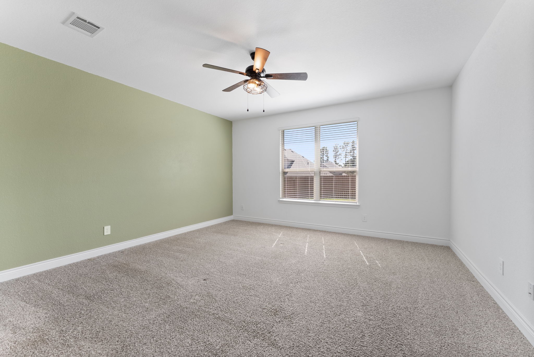 20151 Clear Rdg Lane Montgomery, TX 77316 - Photo 20 of 39 a view of an empty room with a window
