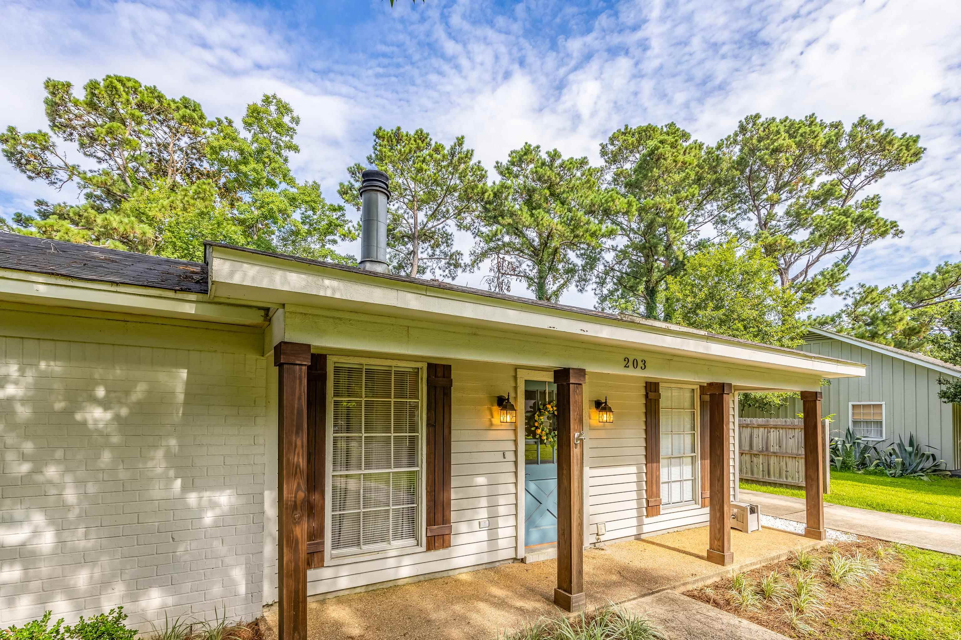 203 Patrician Street Fairhope, AL 36532 - Photo 5 of 42