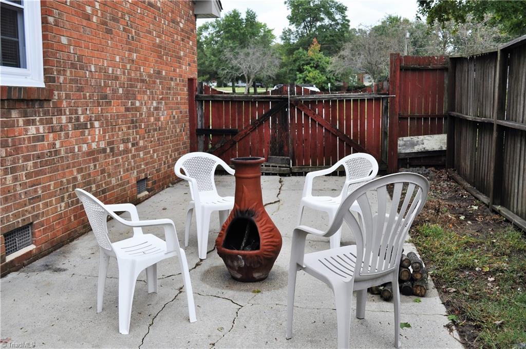 1411 West Meadowview Road Greensboro, NC 27403 - Photo 14 of 18 Patio
