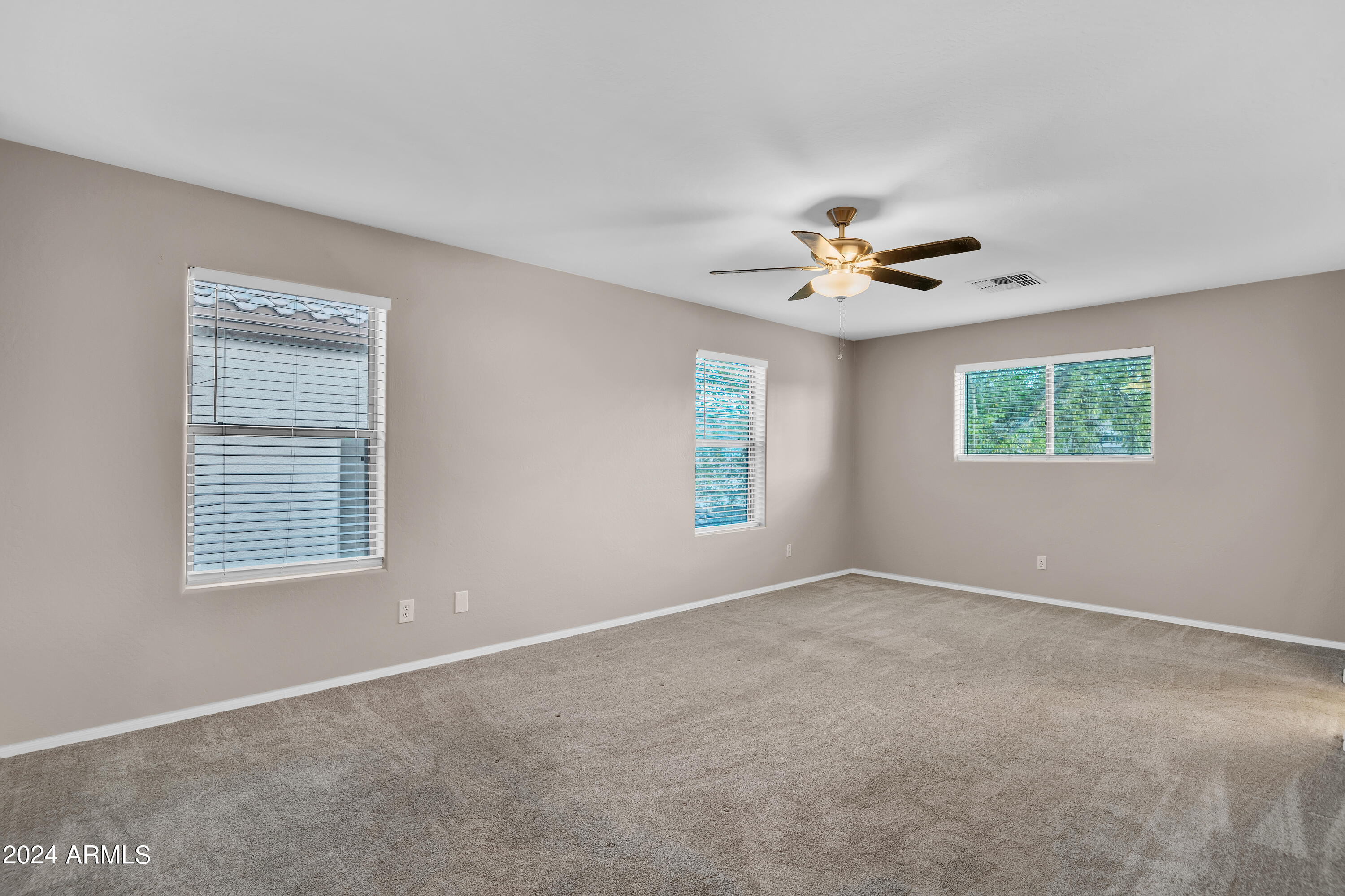 10225 West Camelback Road, Unit 37 Phoenix, AZ 85037 - Photo 23 of 33 Clp-29