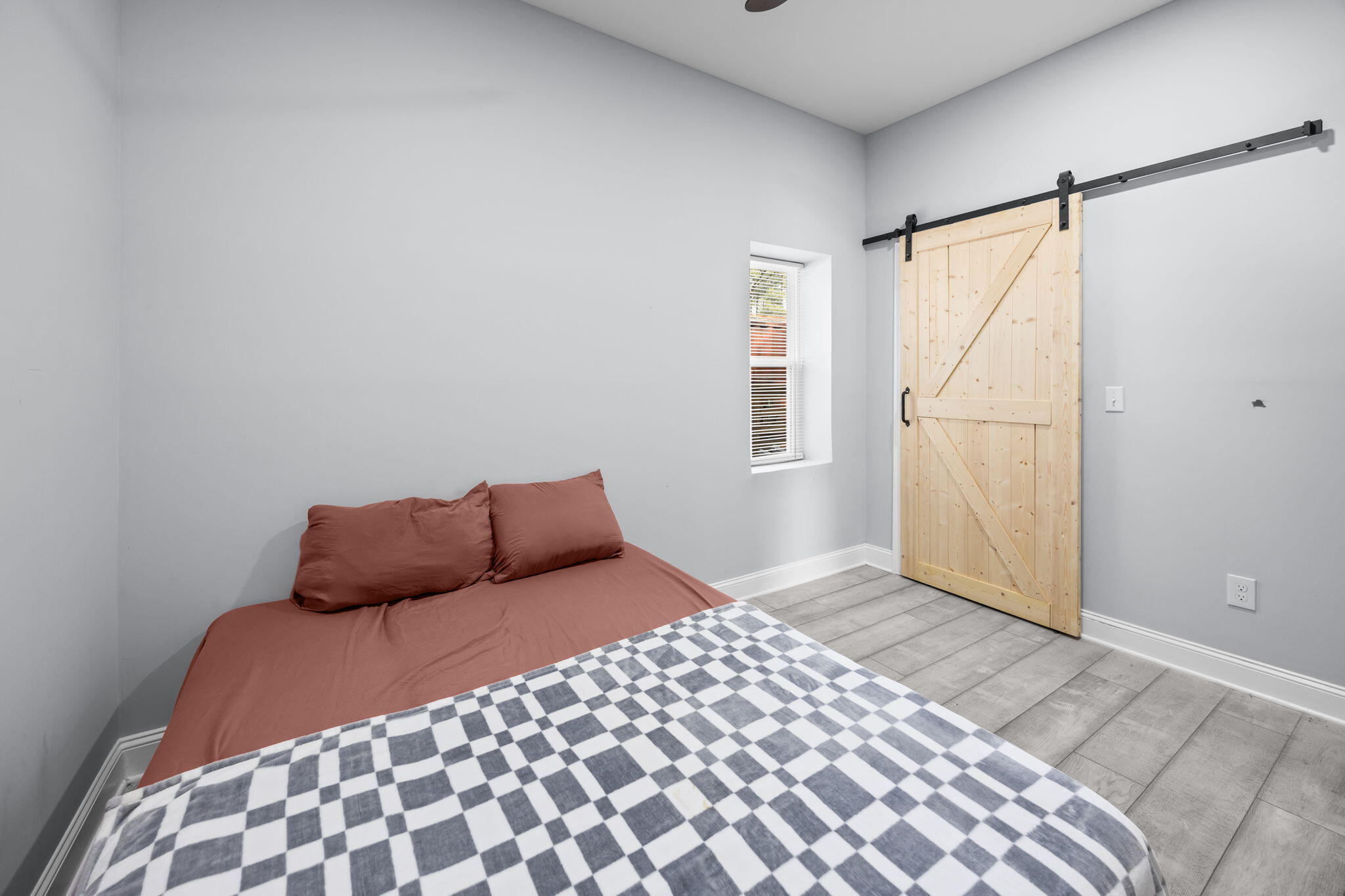 501 Wall Street Moncks Corner, SC 29461 - Photo 19 of 36 24-web-or-mls-470A1916