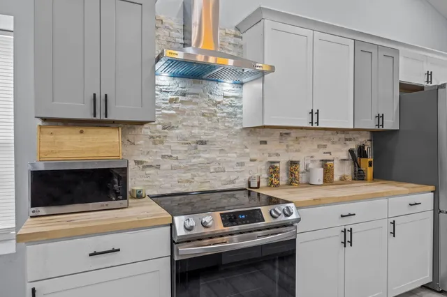 $347,000 | 501 Wall Street, Moncks Corner, SC 29461