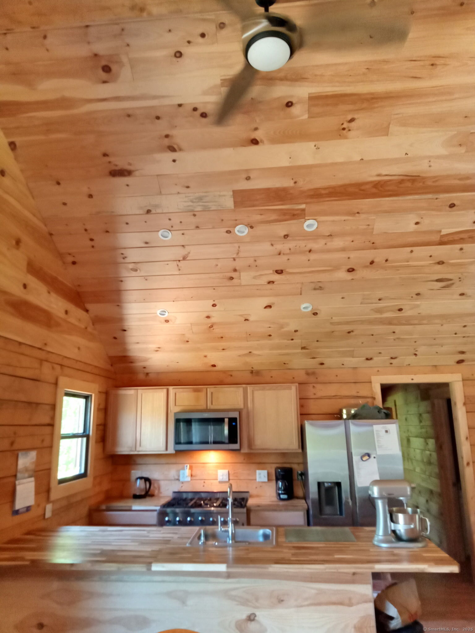 80 John Mack Road Hampton, CT 06247 - Photo 3 of 26