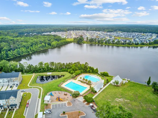 $345,000 | 352 Herty Pk Drive, Moncks Corner, SC 29461