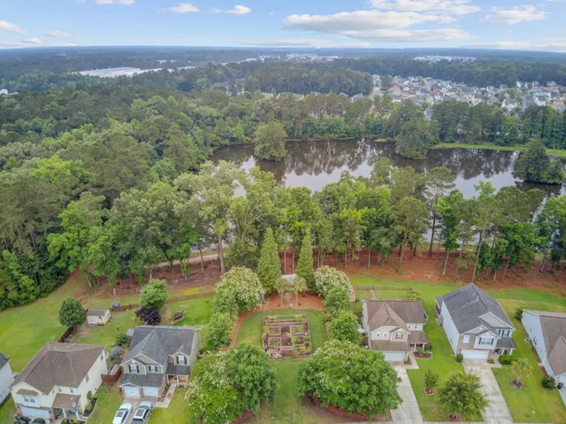 $343,000 | 352 Herty Pk Drive, Moncks Corner, SC 29461