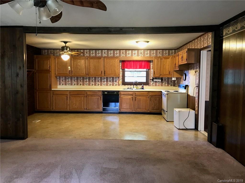 301 Collett Street Rutherfordton, NC 28139 - Photo 6 of 15