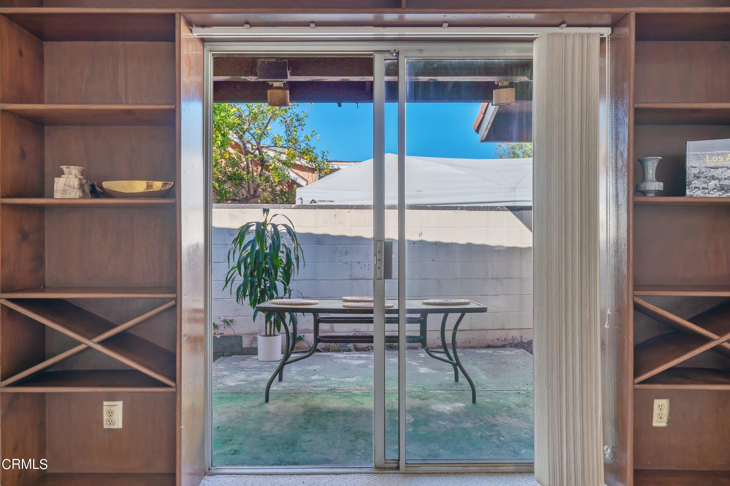 575 Winona Way Pasadena, CA 91103 - Photo 13 of 36 DSC03276_12