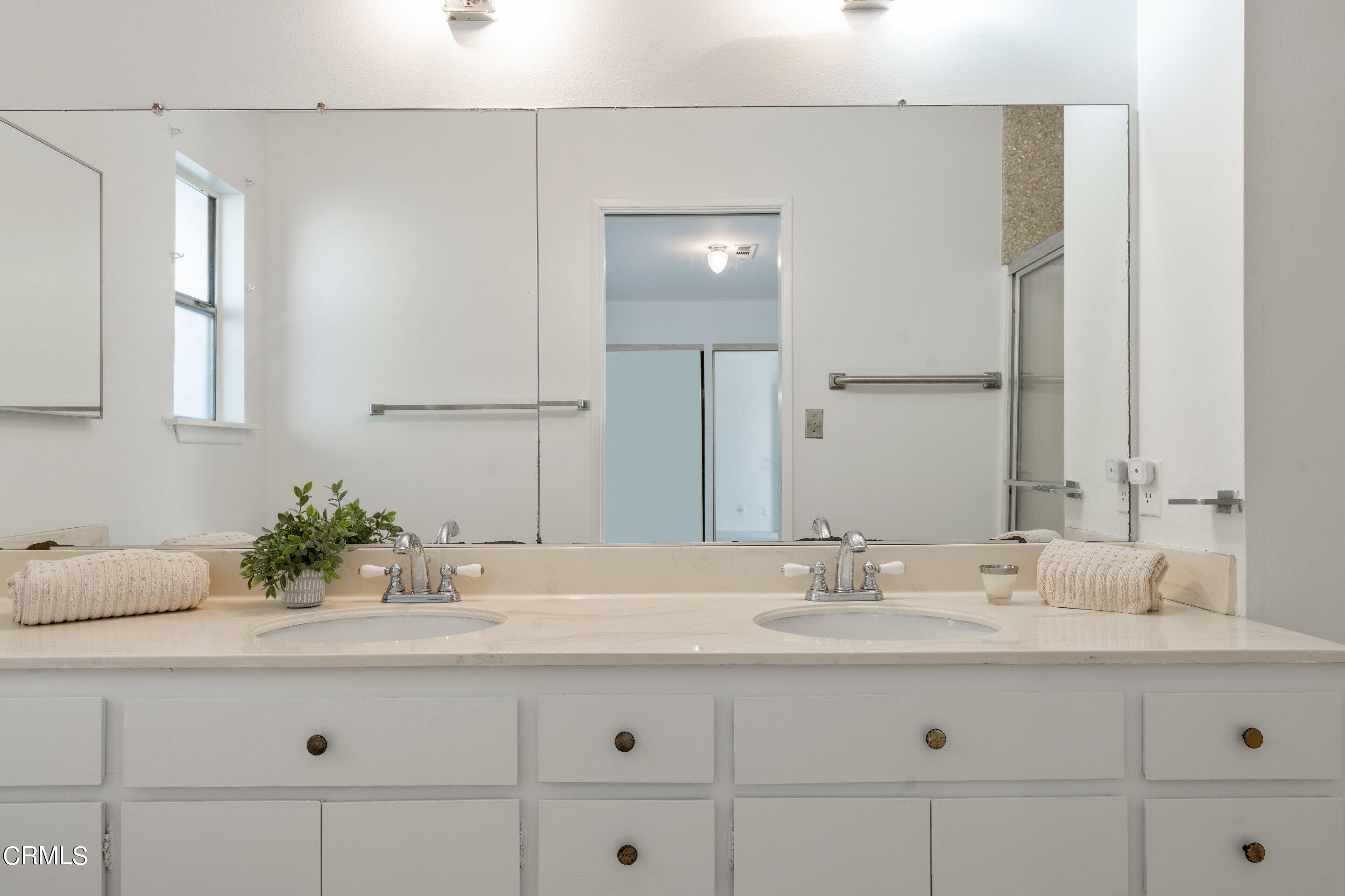 575 Winona Way Pasadena, CA 91103 - Photo 31 of 36 DSC03130_53