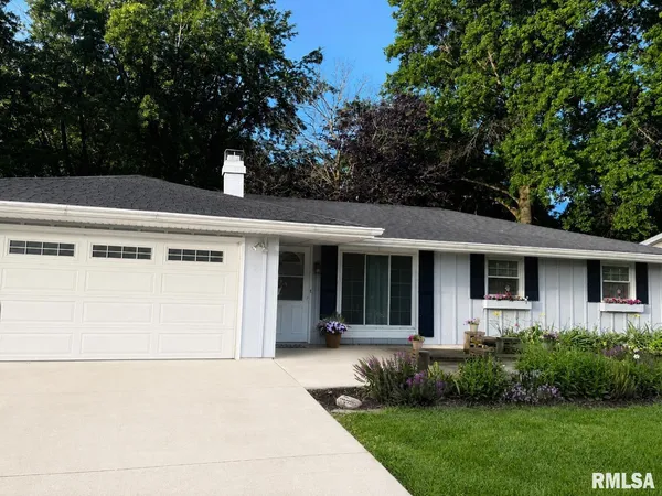 $210,000 | 106 Duever Street, East Peoria, IL 61611