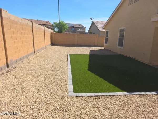 $1,995 | 3334 East Woodside Way, Gilbert, AZ 85297