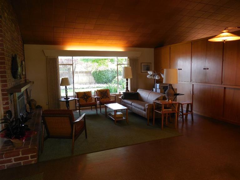 155 East Elm Avenue Reedley, CA 93654 - Photo 3 of 44 Gallery Image 3