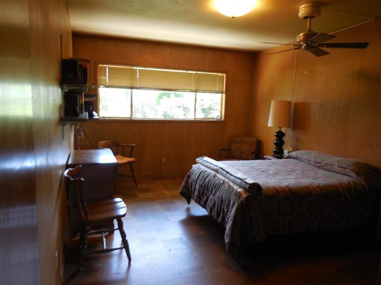 155 East Elm Avenue Reedley, CA 93654 - Photo 24 of 44 Gallery Image 24