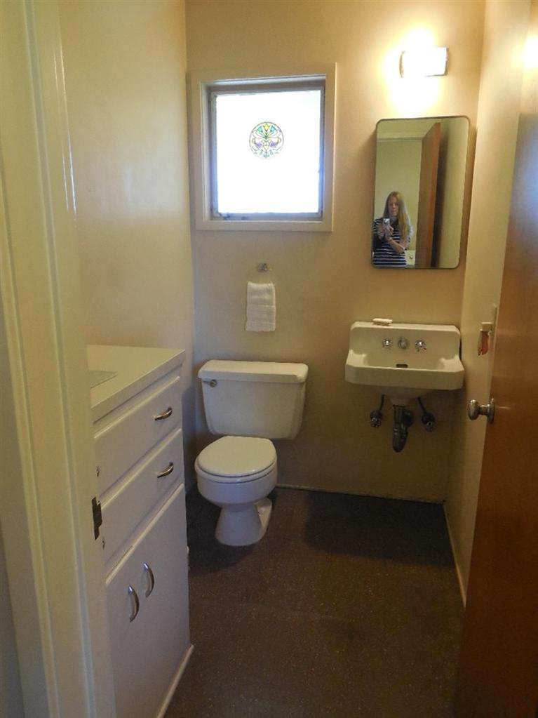 155 East Elm Avenue Reedley, CA 93654 - Photo 25 of 44 Gallery Image 25