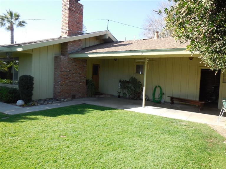 155 East Elm Avenue Reedley, CA 93654 - Photo 31 of 44 Gallery Image 31