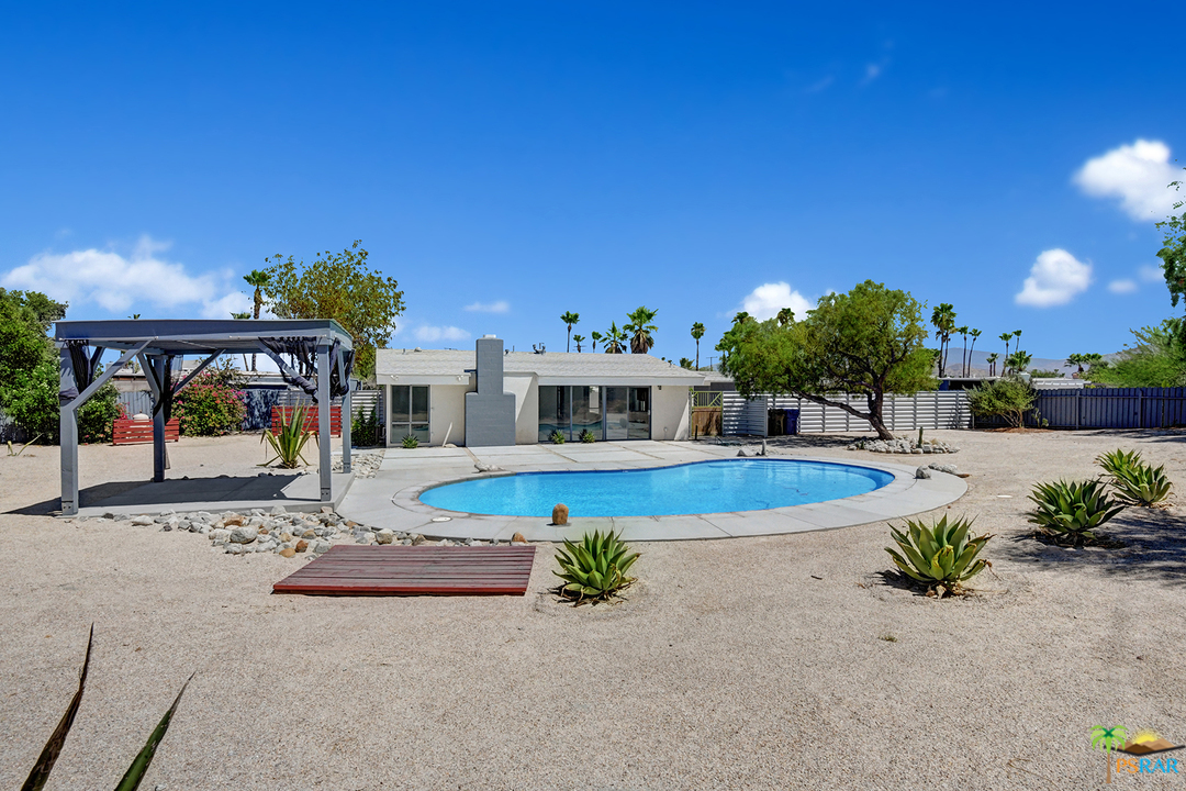2785 North McCarn Road Palm Springs, CA 92262 - Photo 20 of 25 Room for whatever you desire