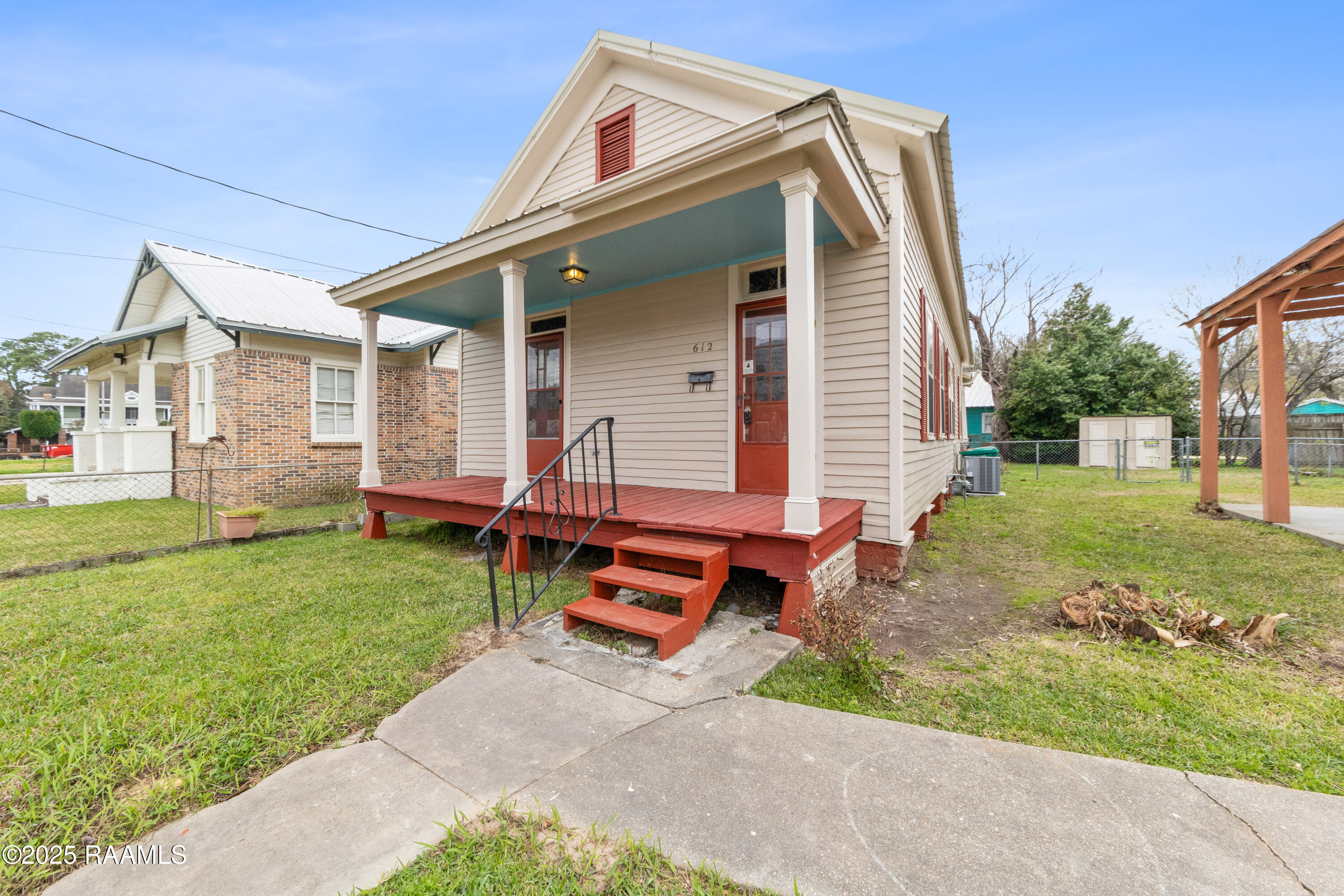 612 Gordon Street Lafayette, LA 70501 - Photo 3 of 29 612Gordon-1-2