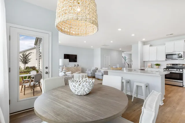 $486,160 | 1085 Red Turnstone Run, Summerville, SC 29485