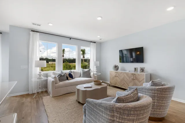 $486,160 | 1085 Red Turnstone Run, Summerville, SC 29485