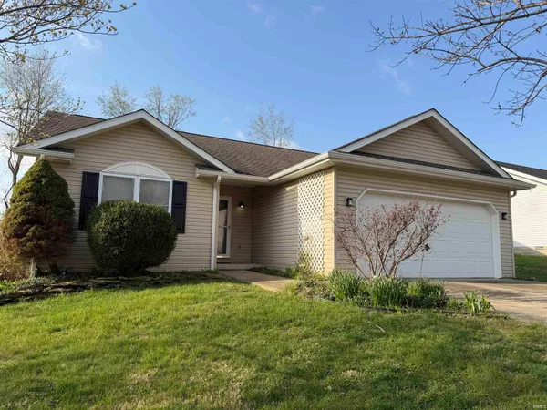 $309,900 | 390 East Cardinal Glen Drive, Bloomington, IN 47401