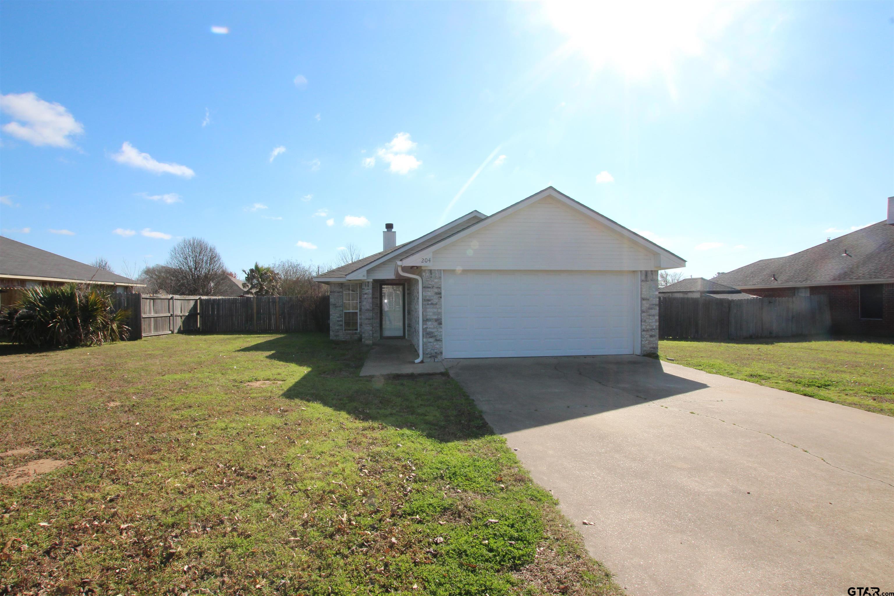 204 Willow Road Bullard, TX 75757 - Photo 2 of 22